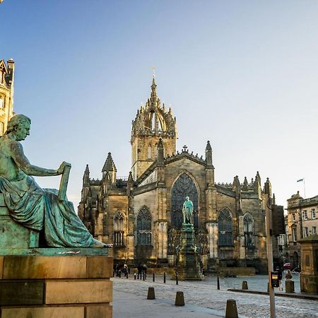 Pass The Keys Spacious 3Beds Flat Near City Centre - Free Parking Edinburg Exteriör bild